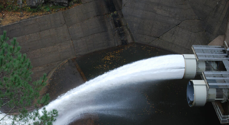 Xunta y Concello se enzarzan por el fallo de Eiras: la conselleira exige a Caballero “dejar de decir tonterías” y sentarse a una reunión urgente