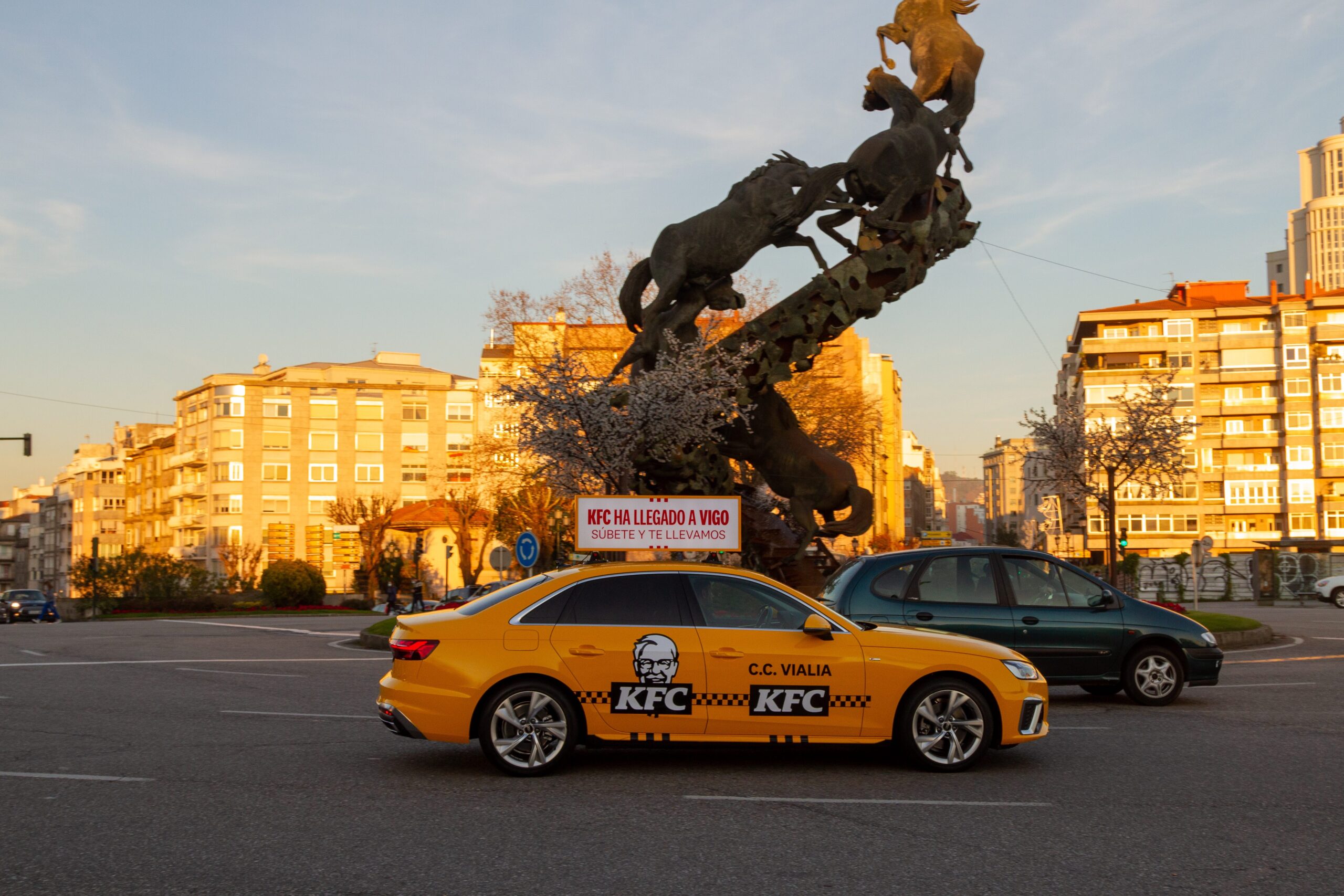 Un taxi de New York para moverse por Vigo