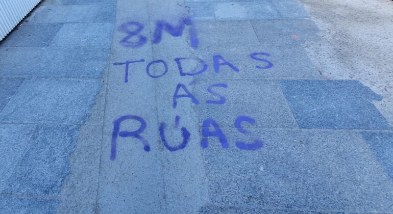 Vigo reivindica el 8M con el lema “Democracia son derechos. Feminismo y Civilización”