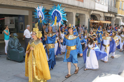 O Porriño celebra este venres o desfile de Comparsas de Entroido