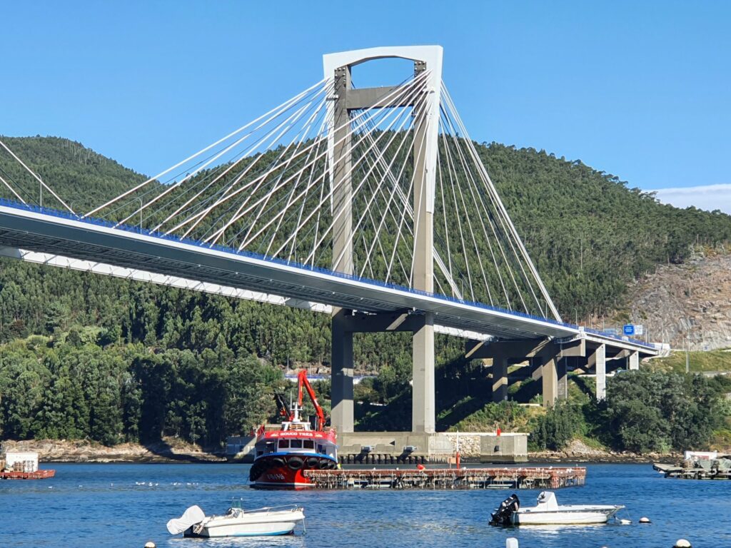 Hallado muerto junto al puente de Rande el vecino de Redondela desaparecido desde el lunes