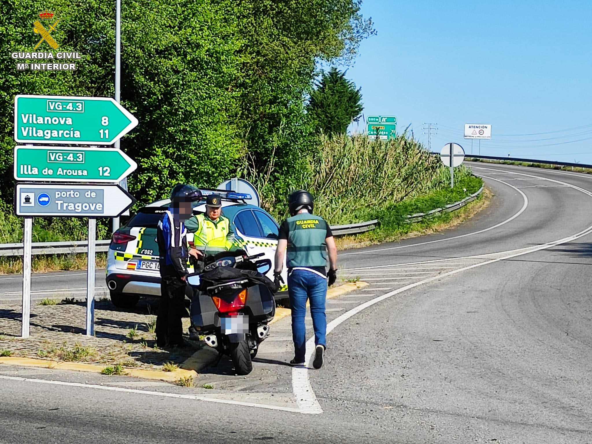 Motos camufladas de la Guardia Civil para controlar el tráfico en las carreteras de la provincia