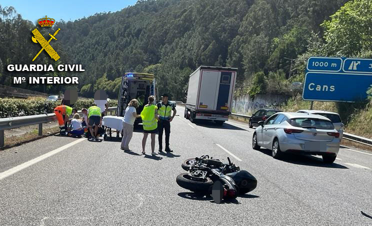 Piden ayuda para localizar al conductor que ocasionó un accidente con una moto en la autovía A-52