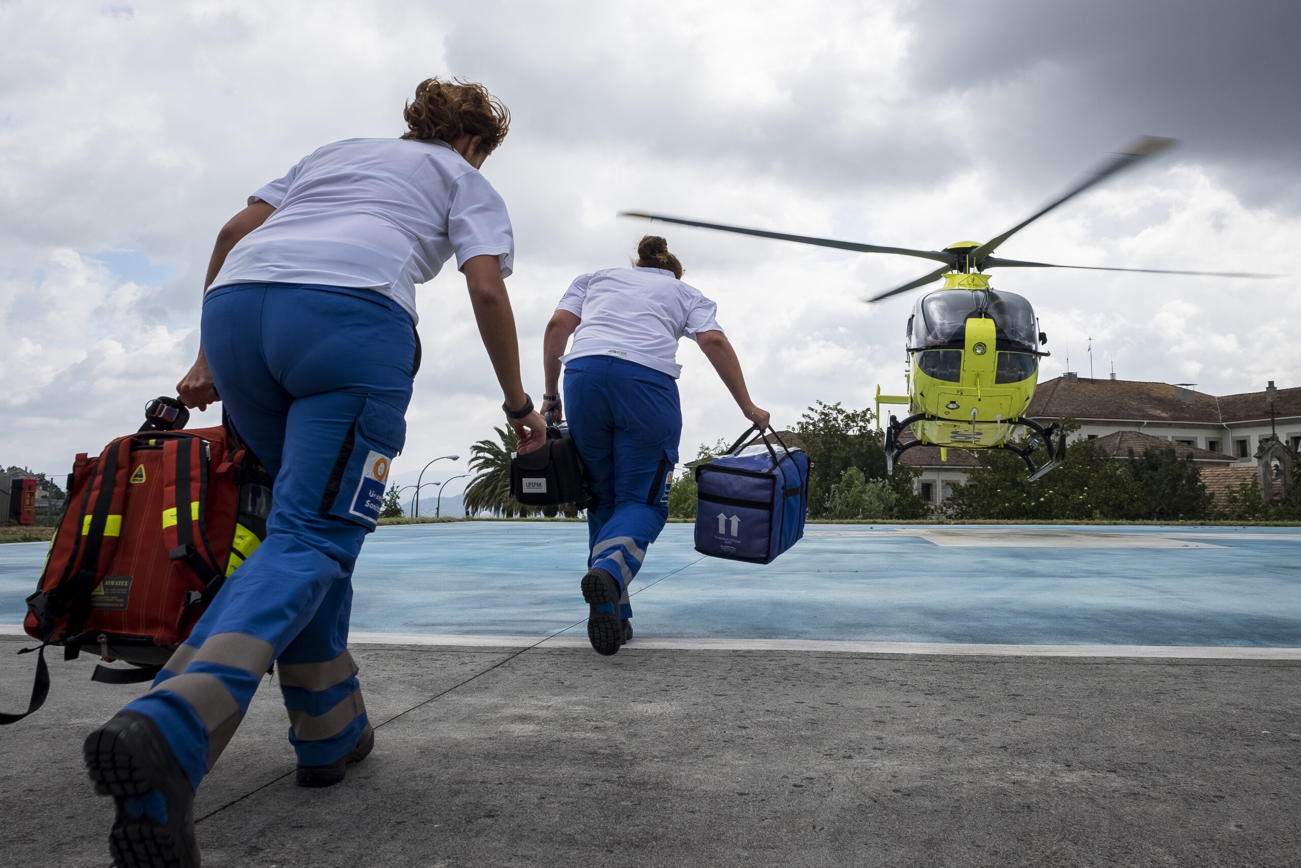 Un trabajador muerto y otro herido grave en un accidente en una cantera de Vilamartín