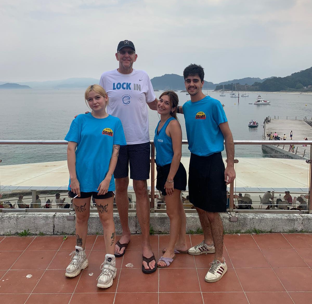 Will Perdue, cuatro veces ganador de la NBA, de vacaciones en las Cíes