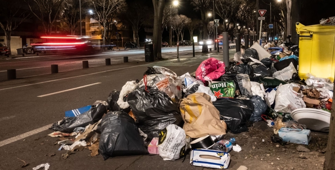Vigo afronta una huelga de basuras con temperaturas de 36 grados