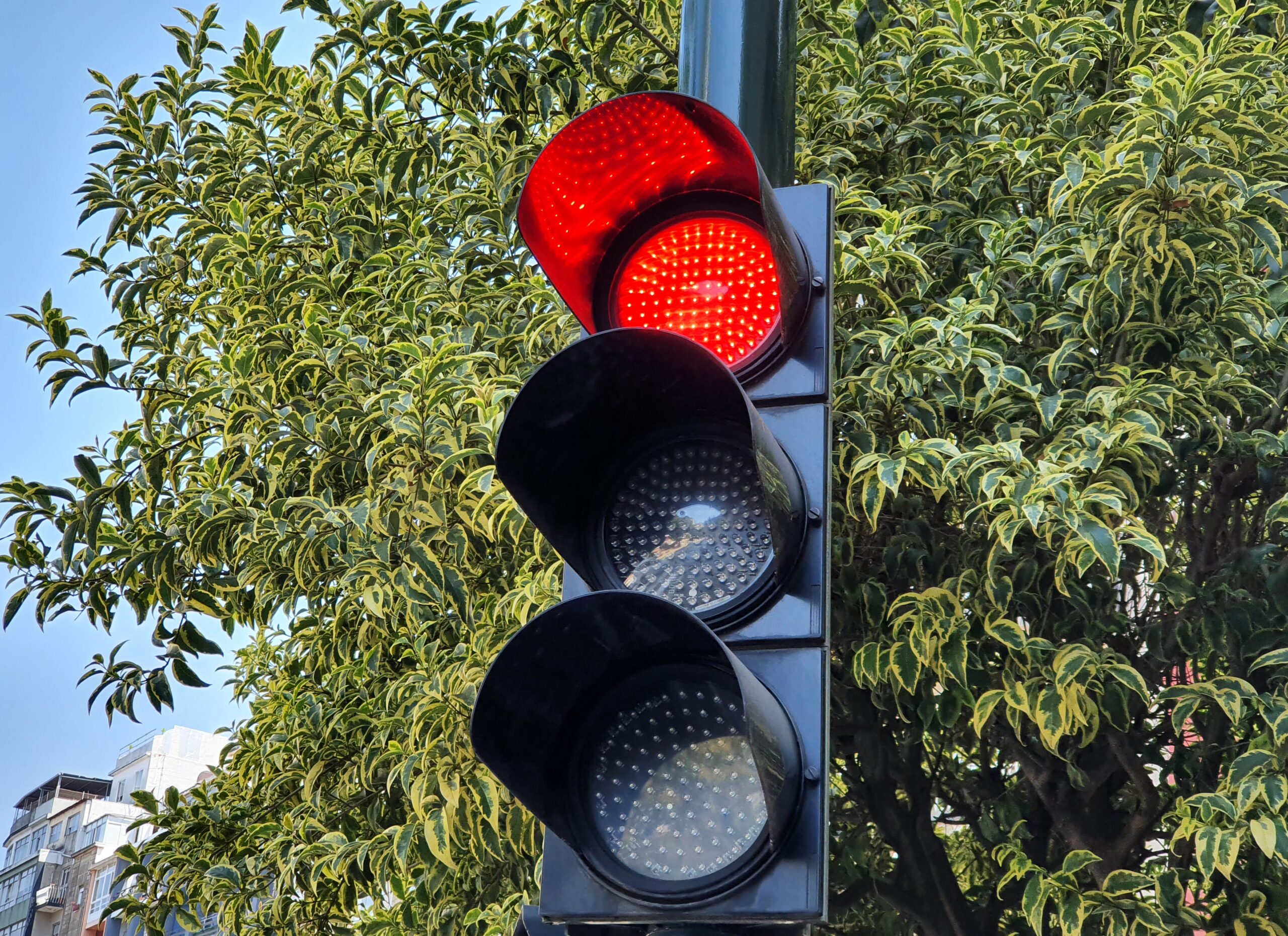 Atentos: más semáforos en Coia, Avenida de Europa, Lepanto y Alfonso XIII