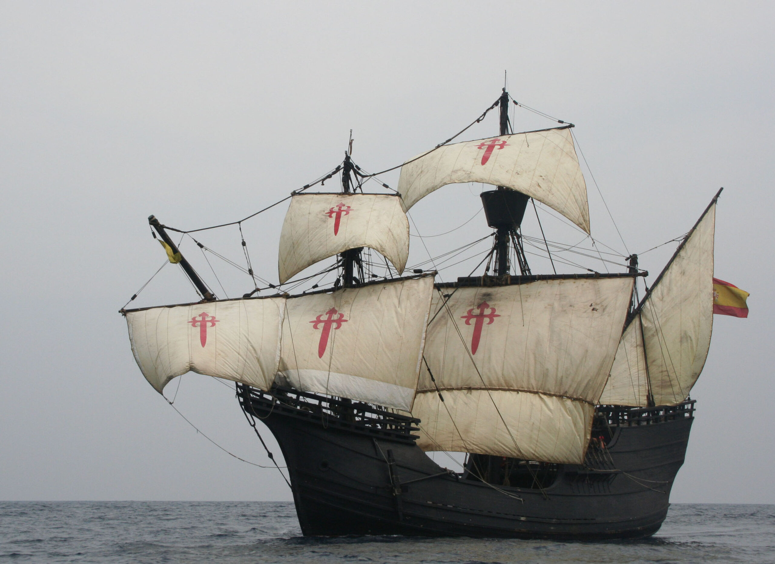 El buque de Magallanes y el Cano, la 'Nao Victoria', atraca en Vigo