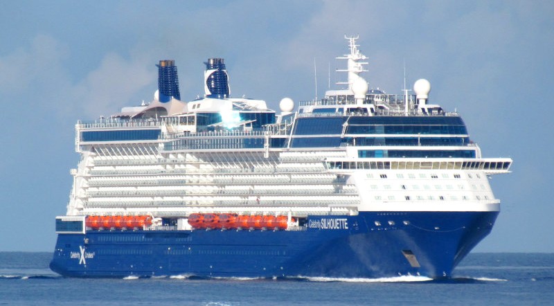 Más de 6.500 personas llegan hoy a Vigo a bordo de dos cruceros