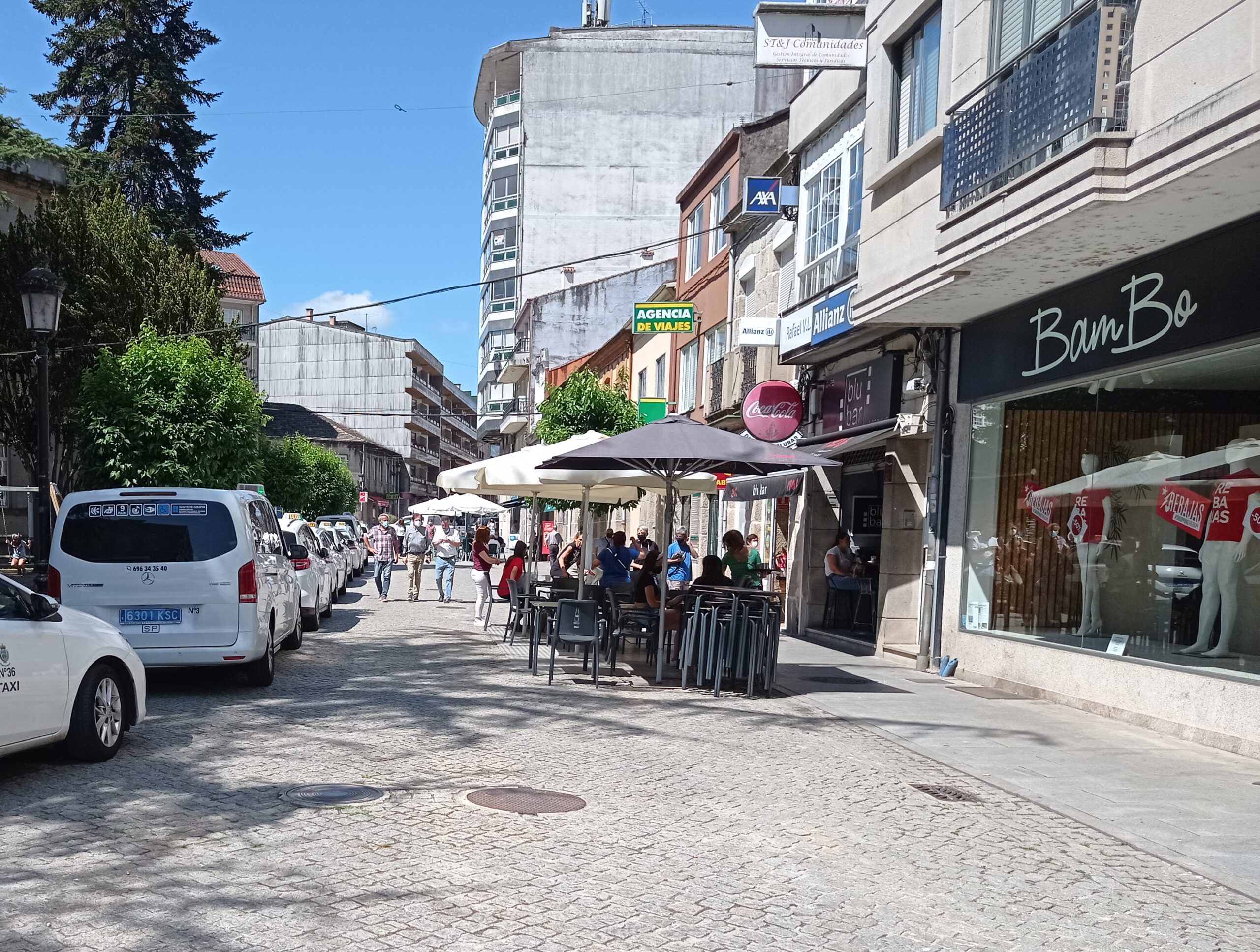 Ponteareas reubica as paradas de taxi