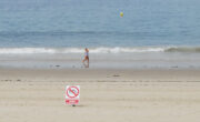 El Concello desaconseja el baño en Samil y A Punta, tras detectar contaminación microbiológica