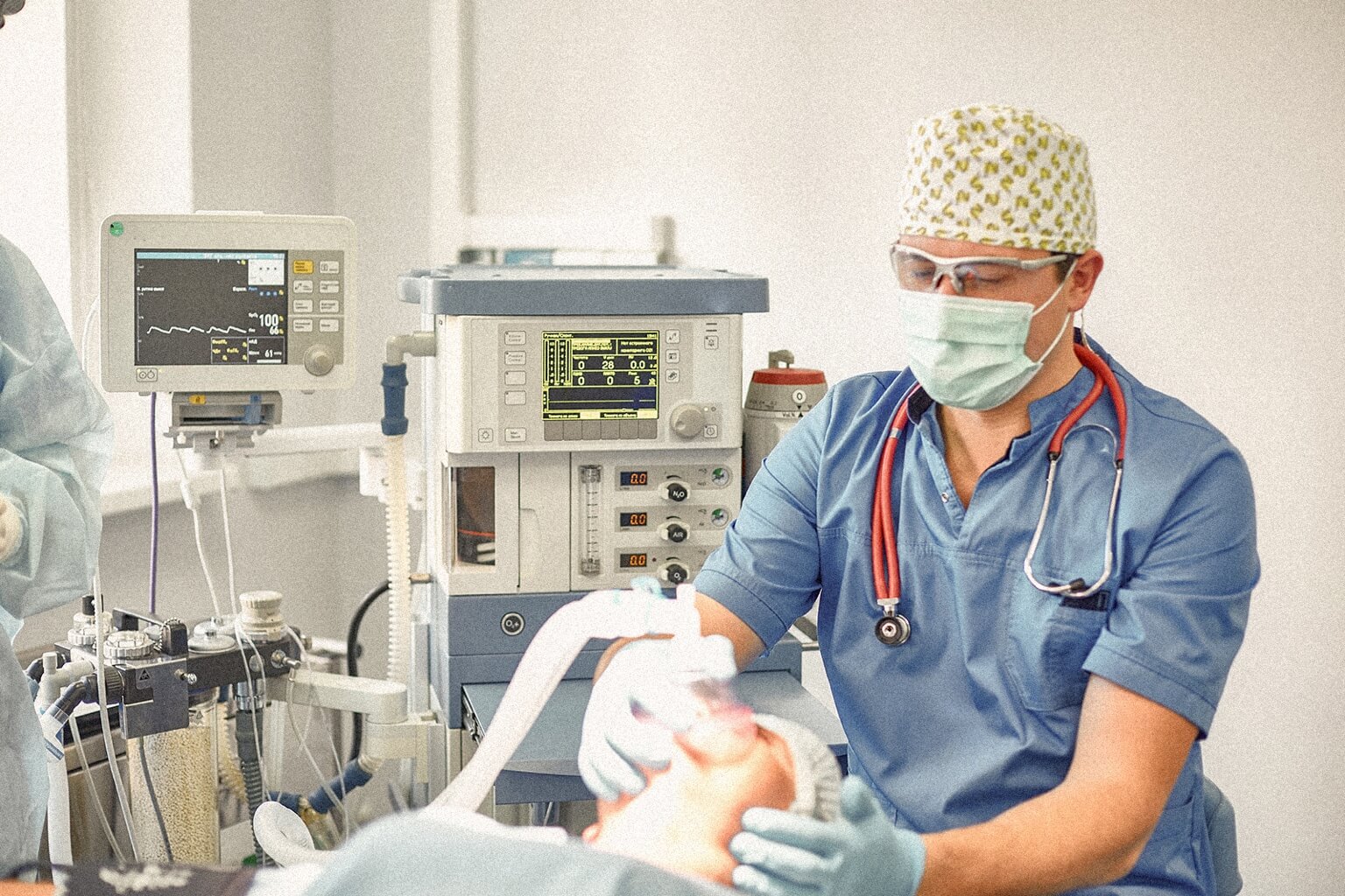 Anestesistas da sanidade pública participaron en 105.000 operacións no semestre deste ano