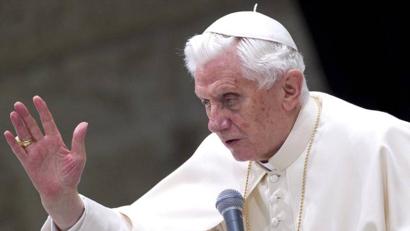 Muere Benedicto XVI