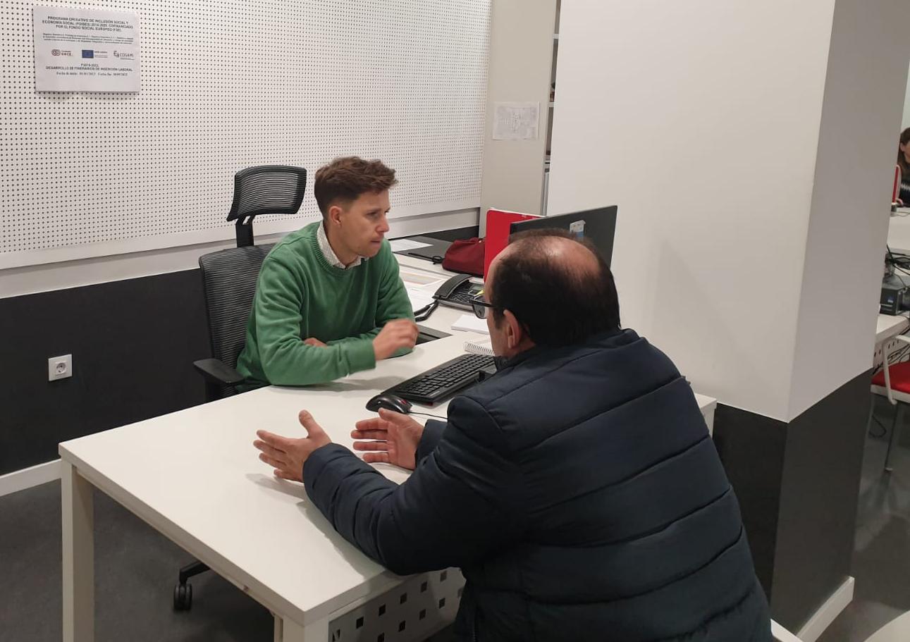 COGAMI inicia en Vigo un programa para aumentar a inserción laboral das persoas con discapacidade