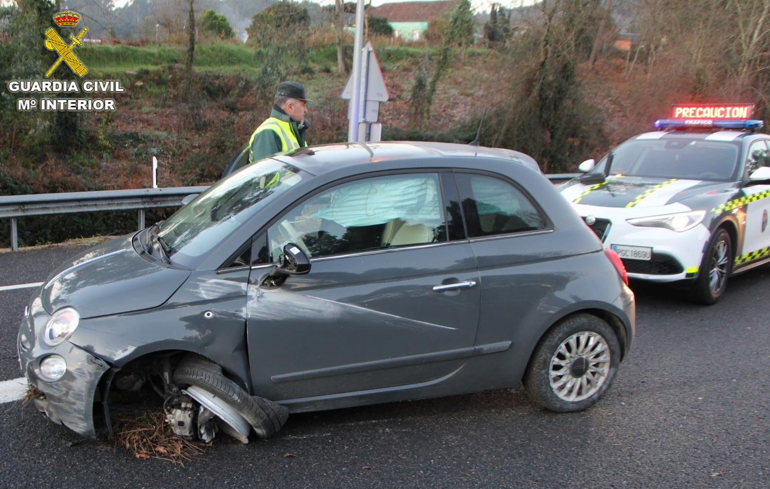 Un conductor que dio positivo en drogas y alcohol se esconde en una arqueta tras sufrir un accidente en la autovía A-55