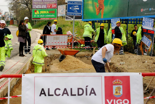 Empieza el asfaltado de la Avenida de Europa, de Samil a Coia