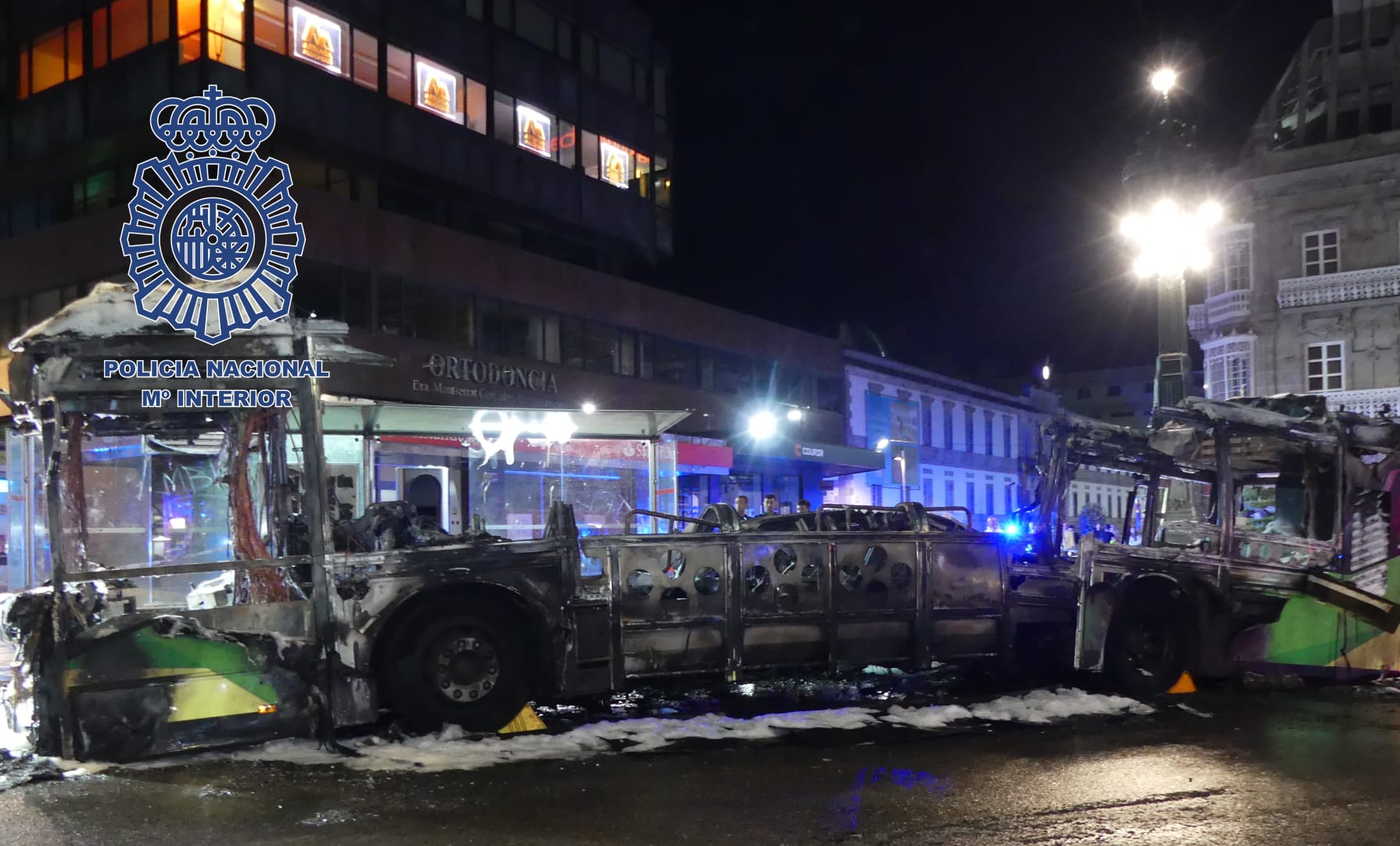 Detenidos los presuntos autores del incendio de dos autobuses de Vitrasa