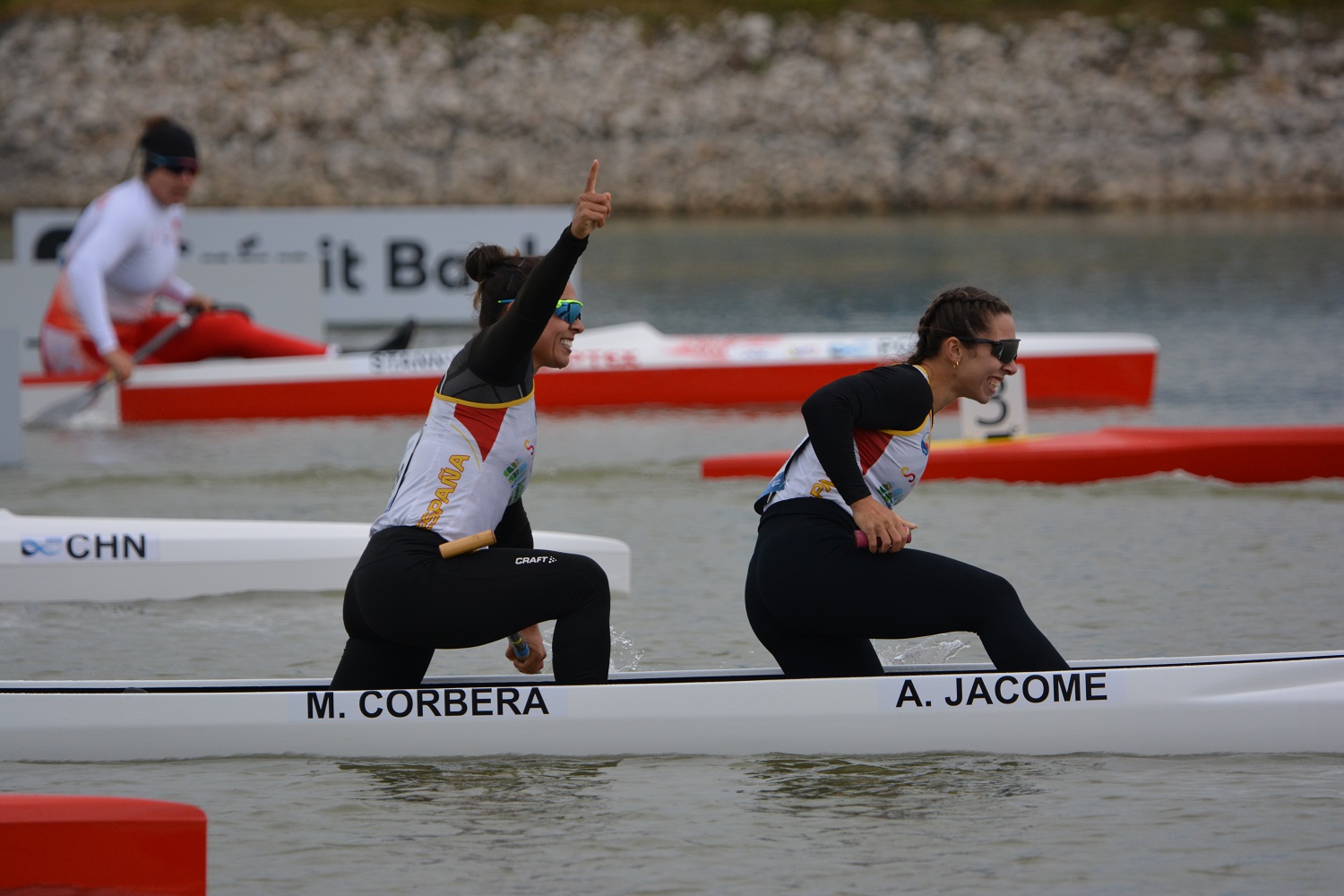 Antía Jácome y María Corbera, plata en el Mundial que se disputa en Hungría