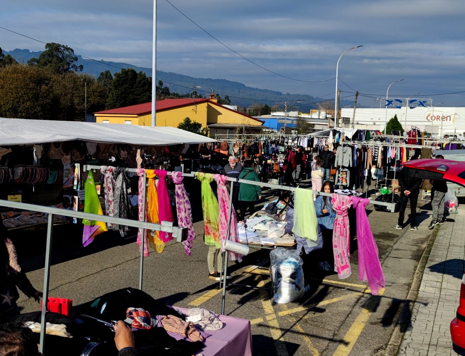 Este domingo hai mercado ambulante no Porriño