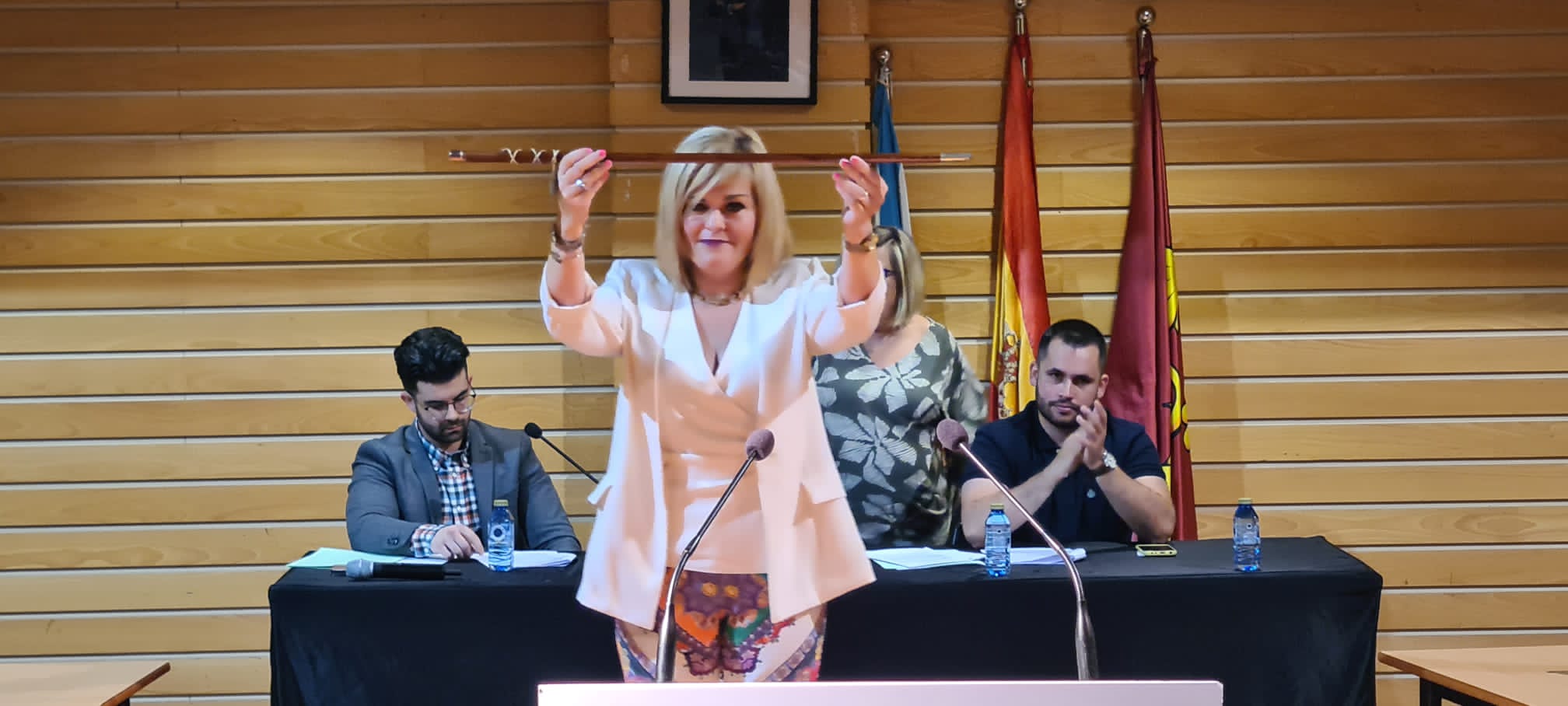 A oposición de Redondela critica con dureza a xestión da alcaldesa, Digna Rivas