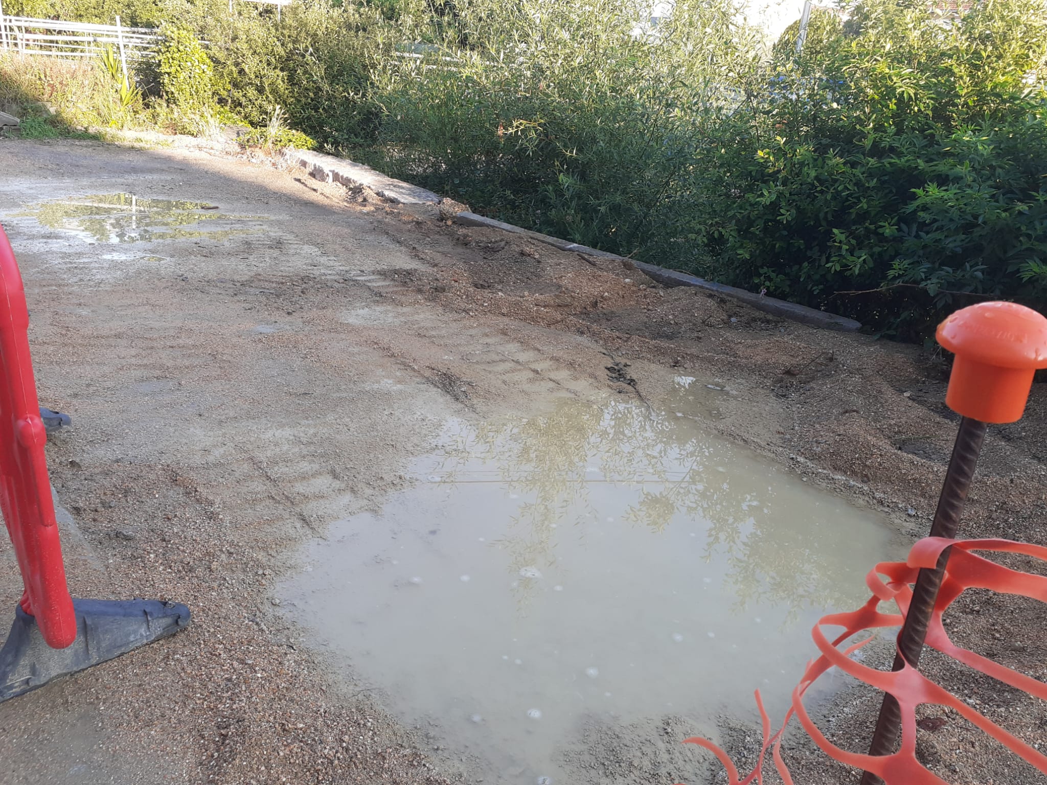 Denuncia unha “agresión ambiental” do Concello con "obras ilegais" no Lagares