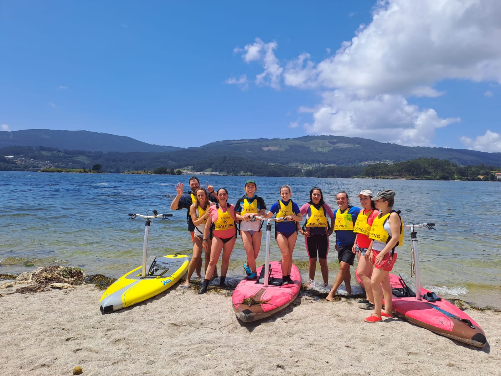 Ruta en pádel surf e caiac pola ría de Vigo e a Illa de San Simón