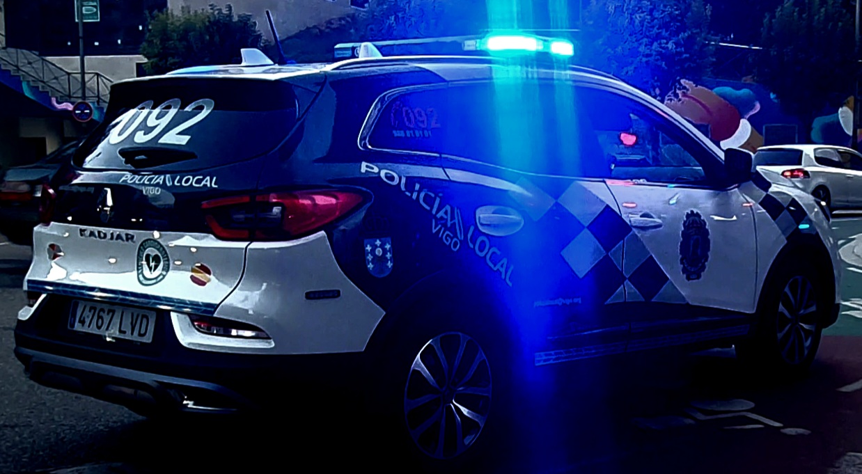 Detenidos en Vigo por agresión y por amenzar de muerte a dos agentes de la Policía Local