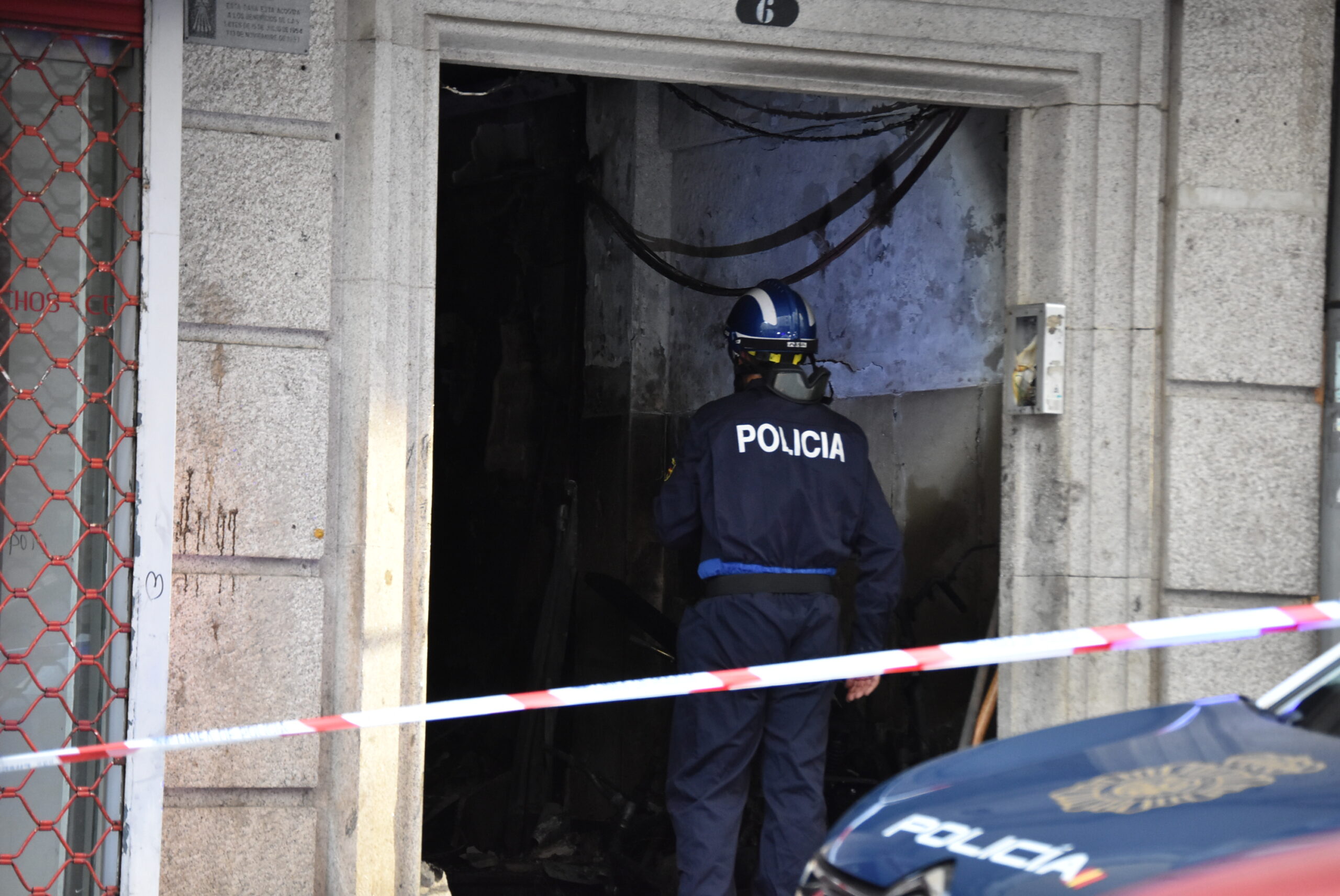 Rueda pide "trabajar conjuntamente" sobre el incendio de Vigo y el Concello cita a la Xunta para mañana
