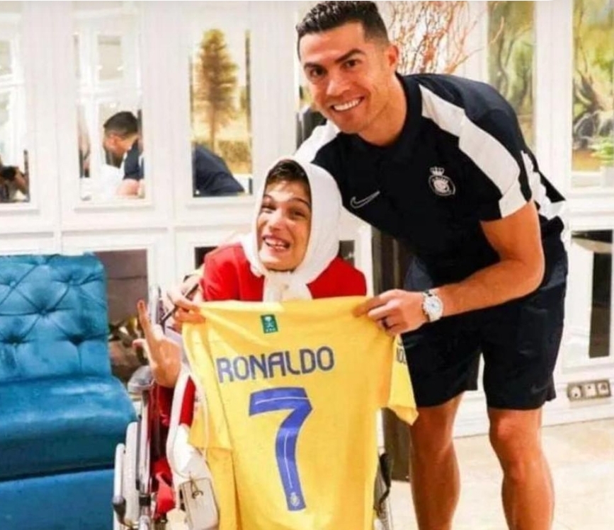 Si vuelve a Irán, Cristiano Ronaldo recibirá 99 latigazos
