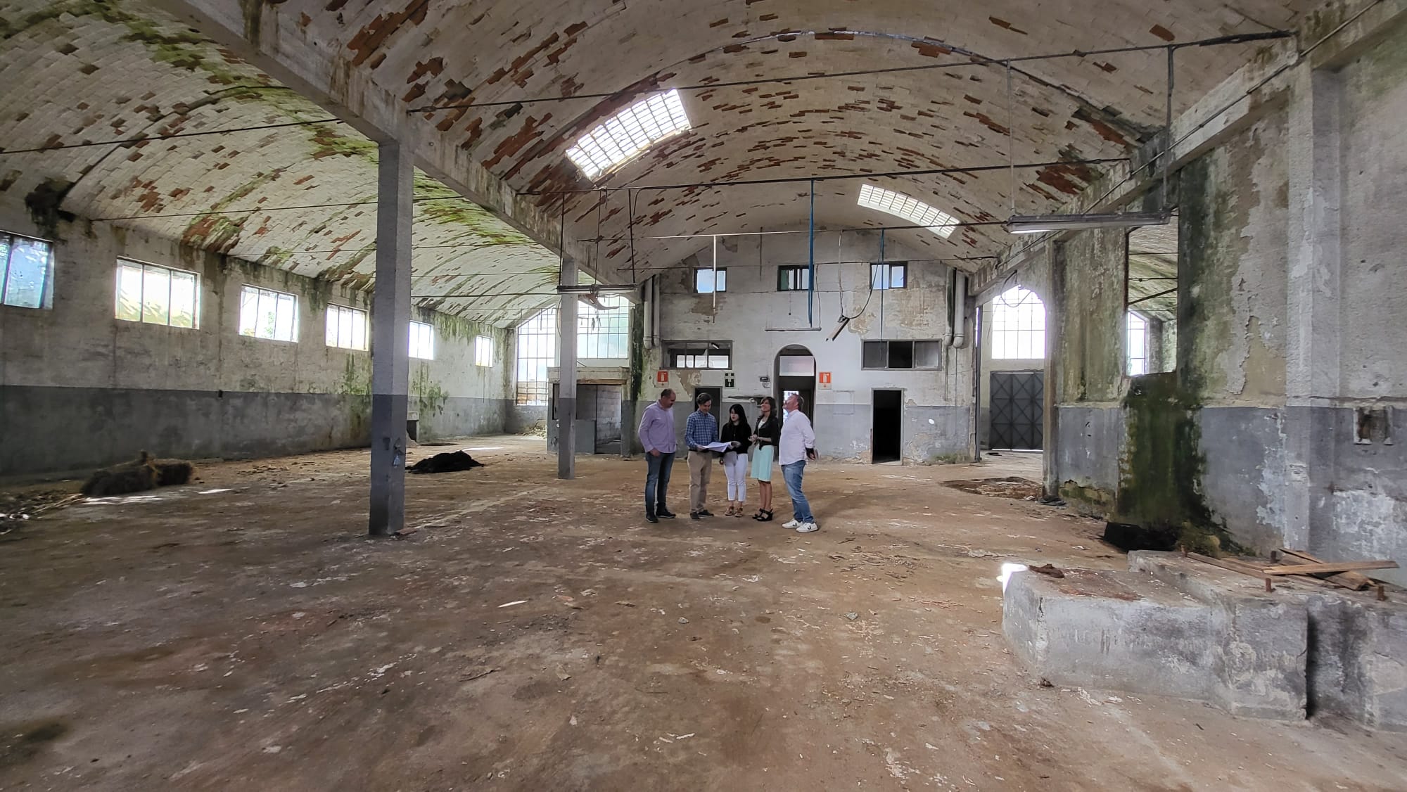 O Concello de Ponteareas asina o inicio da obra da nave de 'Aceros del Tea'