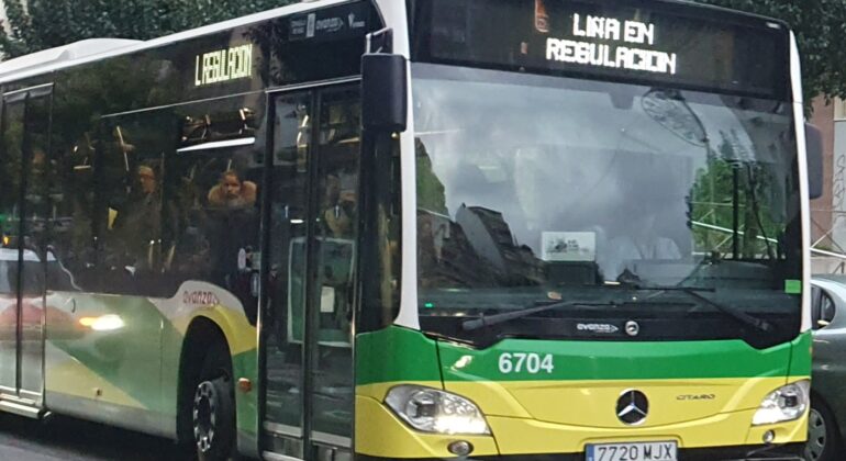 En peligro 1,9 millones recibidos por el Concello para bonificar viajes en Vitrasa