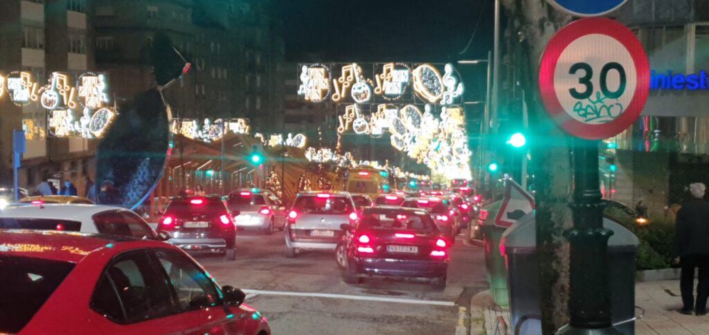 Vigo activa medidas especiales de tráfico por Navidad, desde este viernes
