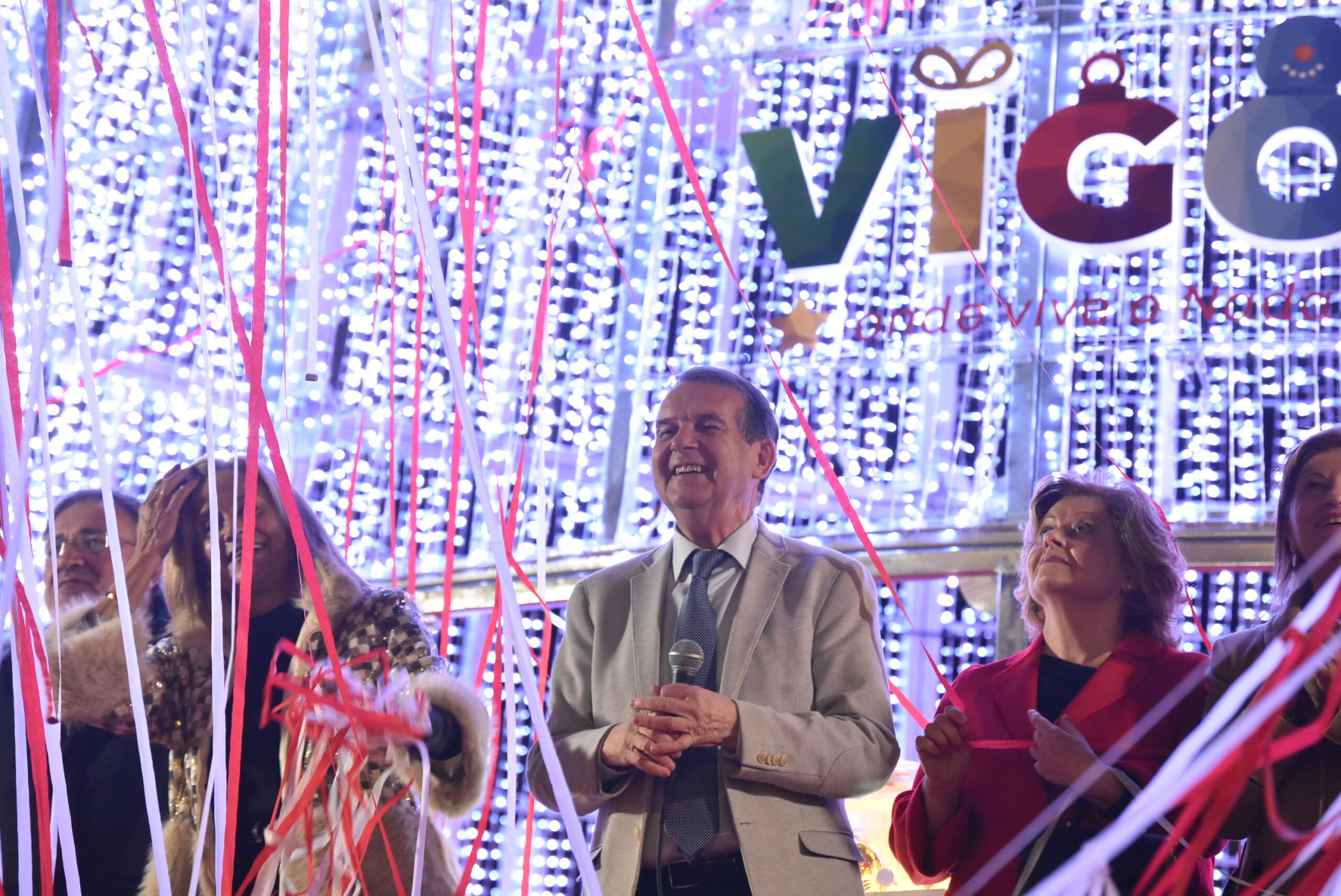 Hoy, 28 de junio, el alcalde de Vigo ha presentado la "mejor Navidad del planeta"