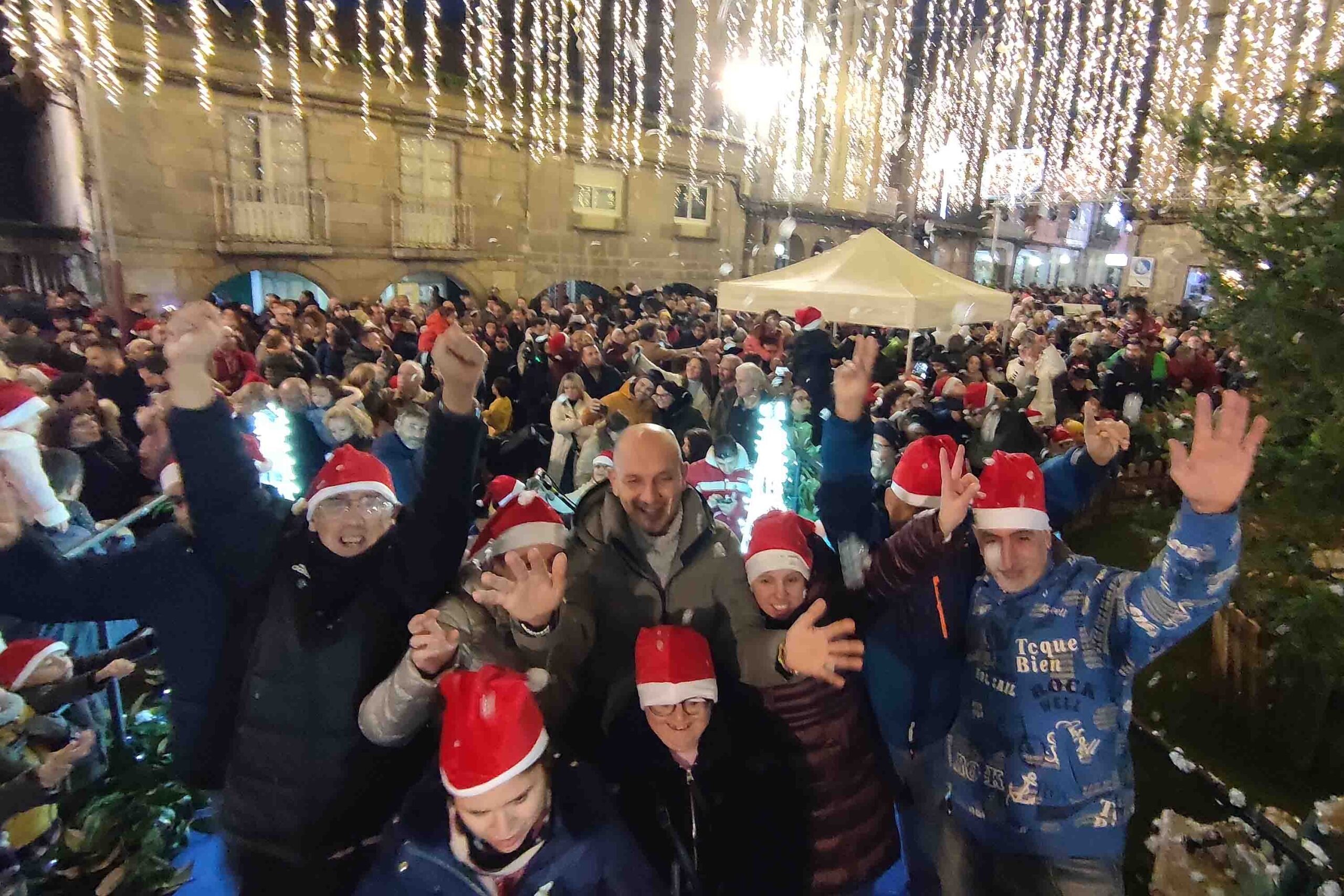 O Porriño acende as luces do Nadal e comeza un programa de actividades que durará todo un mes