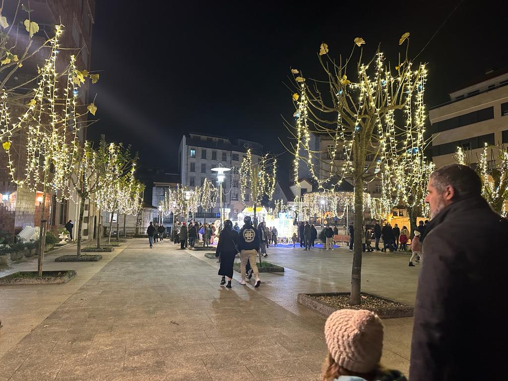Aberto o 'Mercadillo de Nadal' do Porriño