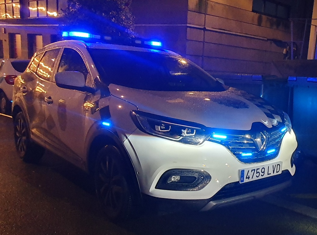 Asaltan en Vigo a un hombre, lo patean y al ser sorprendidos agreden a un agente de policía