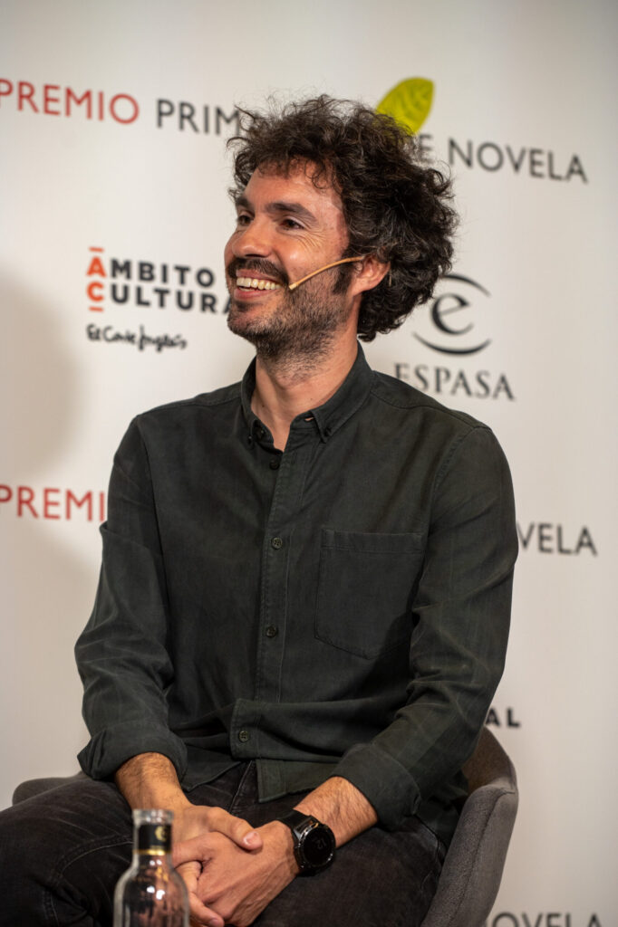 El vigués Luis García-Rey ganador del Premio Primavera de Novela 2024