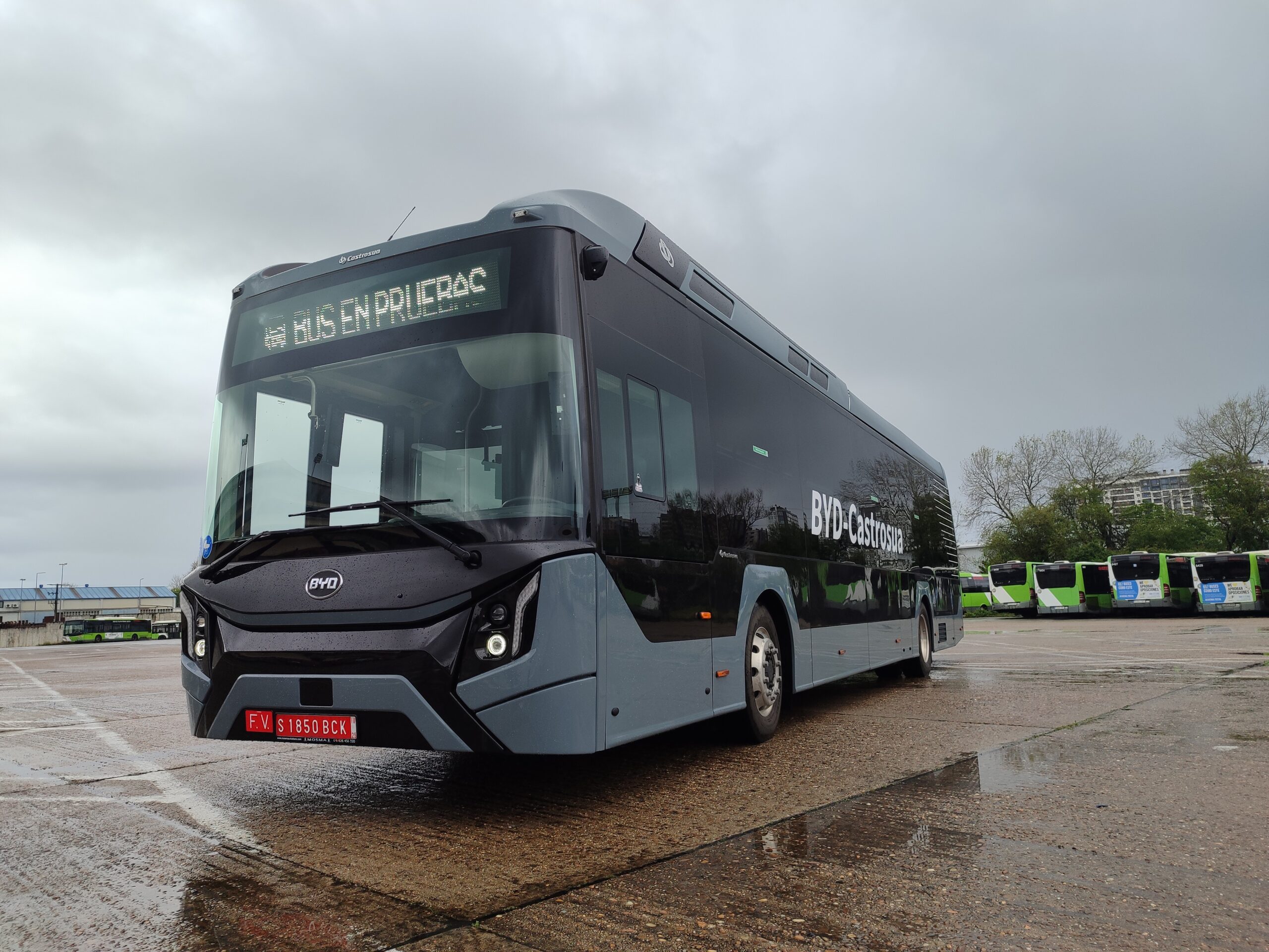 Vigo prueba un nuevo modelo de bus eléctrico