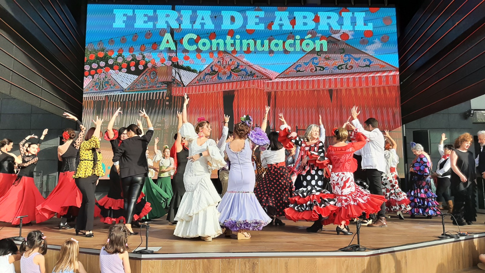 La Casa de Andalucía en Vigo y Vialia, celebran este sábado la Feria de Abril