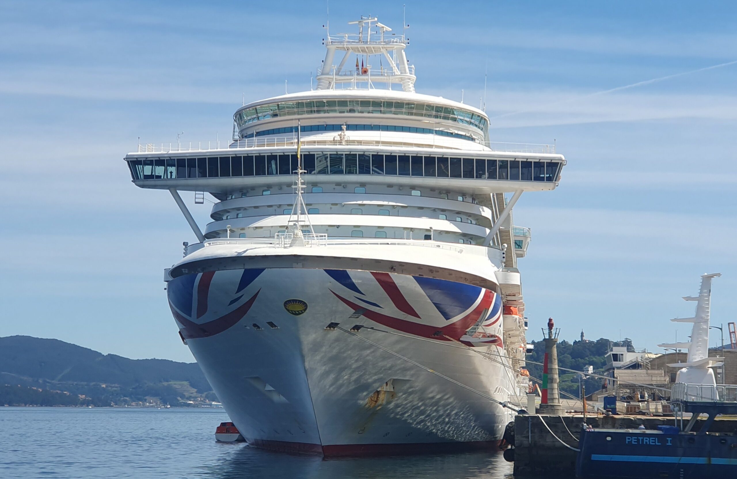 Alrededor de 9.000 cruceristas llegan a Vigo en la doble escala del 'Ventura' y el 'Sky Princess'