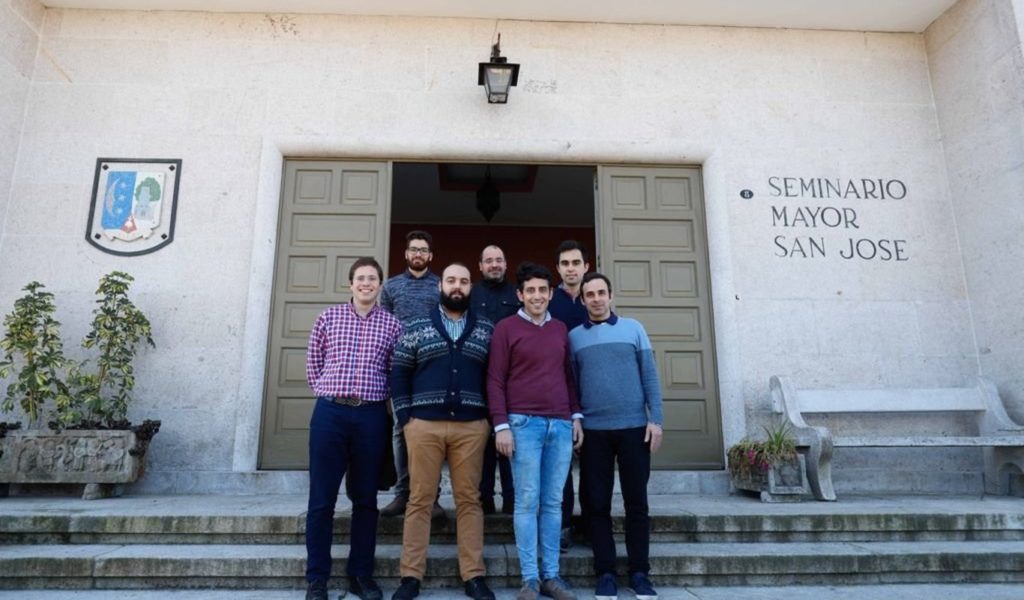 El seminario de Vigo no tiene cura