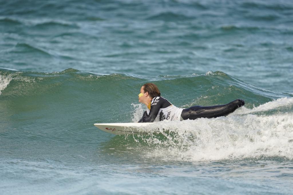 Patos acolle a Copa Nigrán de surf adaptado