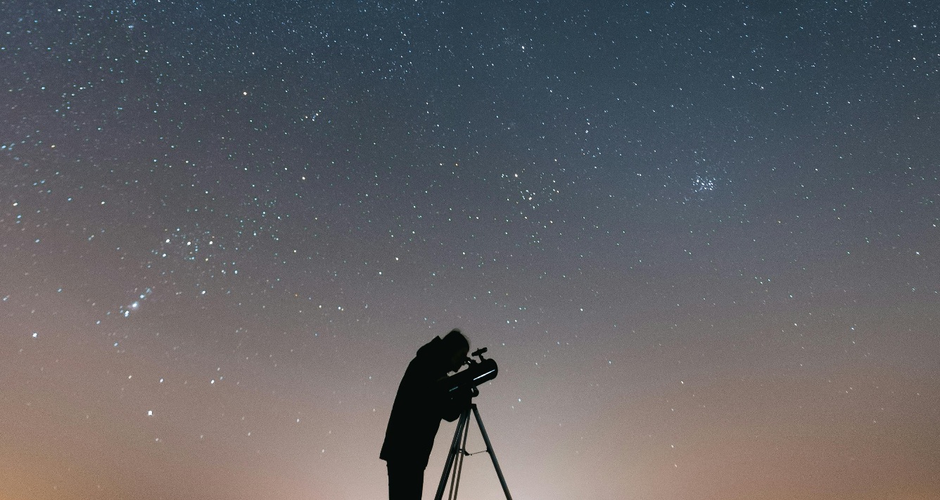 Ya puedes anotarte a las noches de astronomía que empiezan el día 8 en Vigo