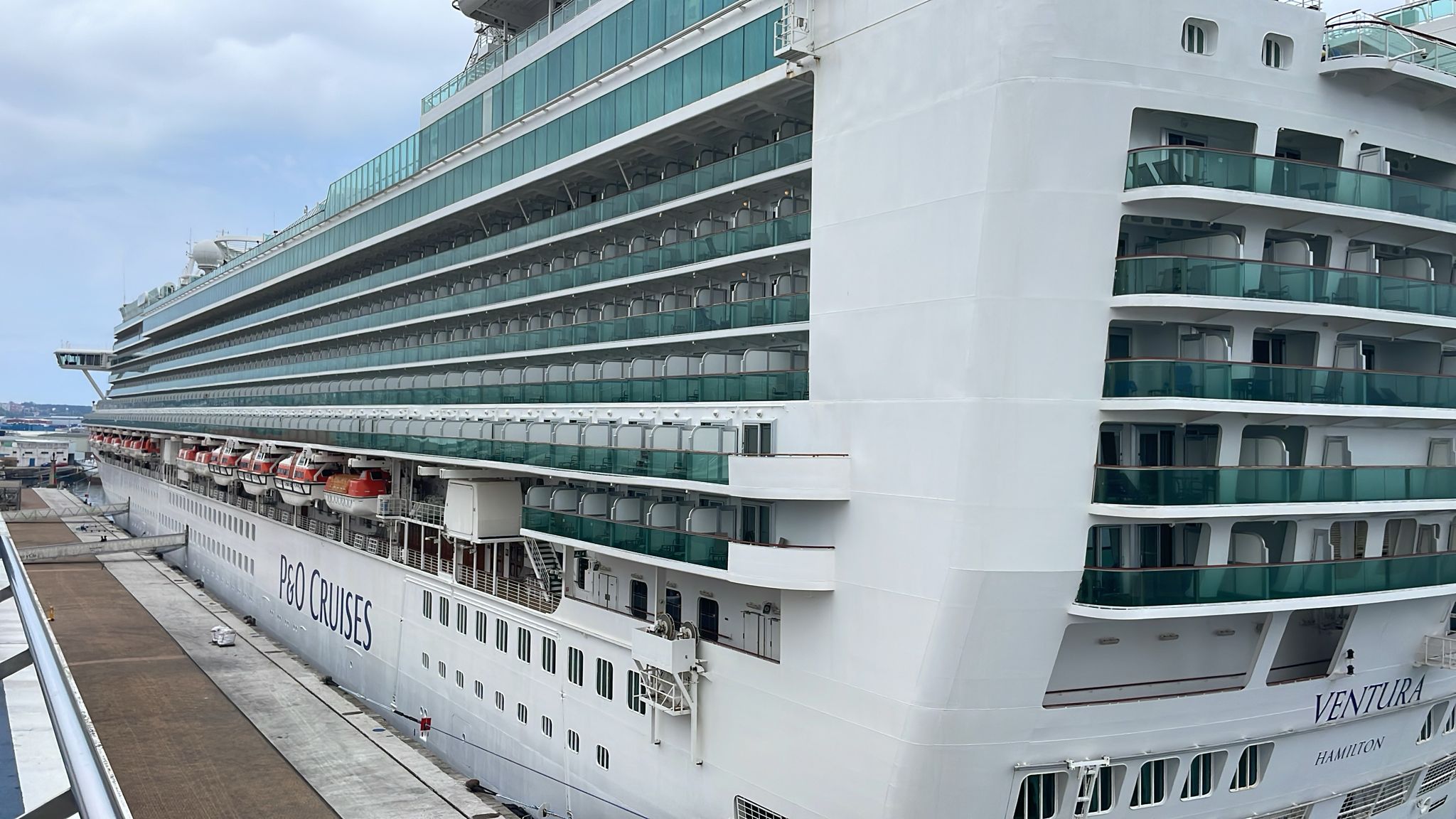 El Puerto de Vigo cerró el primer trimestre del año con un aumento de 22.000 cruceristas