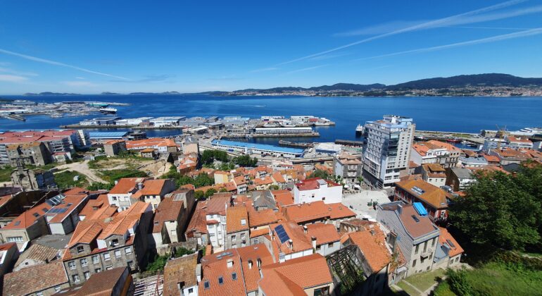 O Goberno local "non move un papel" para que Vigo sexa zona tensionada de vivenda, como A Coruña
