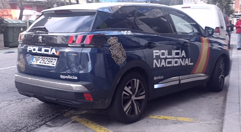 Investigan a morte dunha muller de 52 anos, atopada na súa casa de Santiago