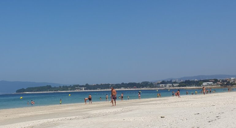 Vigo, á cabeza de bandeiras azuis en 2025 con 12 praias, 5 sendeiros, 1 porto e 1 centro azul