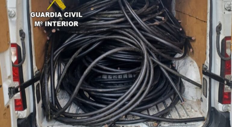 Detenidos tras robar 1.000 kilos de cable de cobre