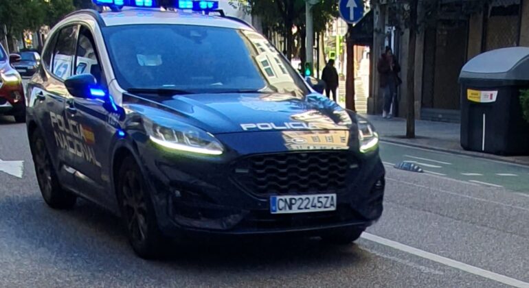 Detenida en Vigo una mujer que fingía ser agente de seguros, para estafar a clientes y compañías