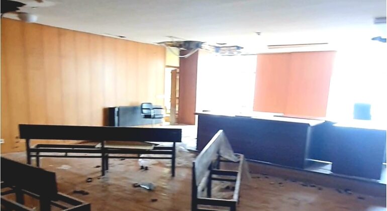 Así está el edificio de los antiguos juzgados de Vigo, por dentro